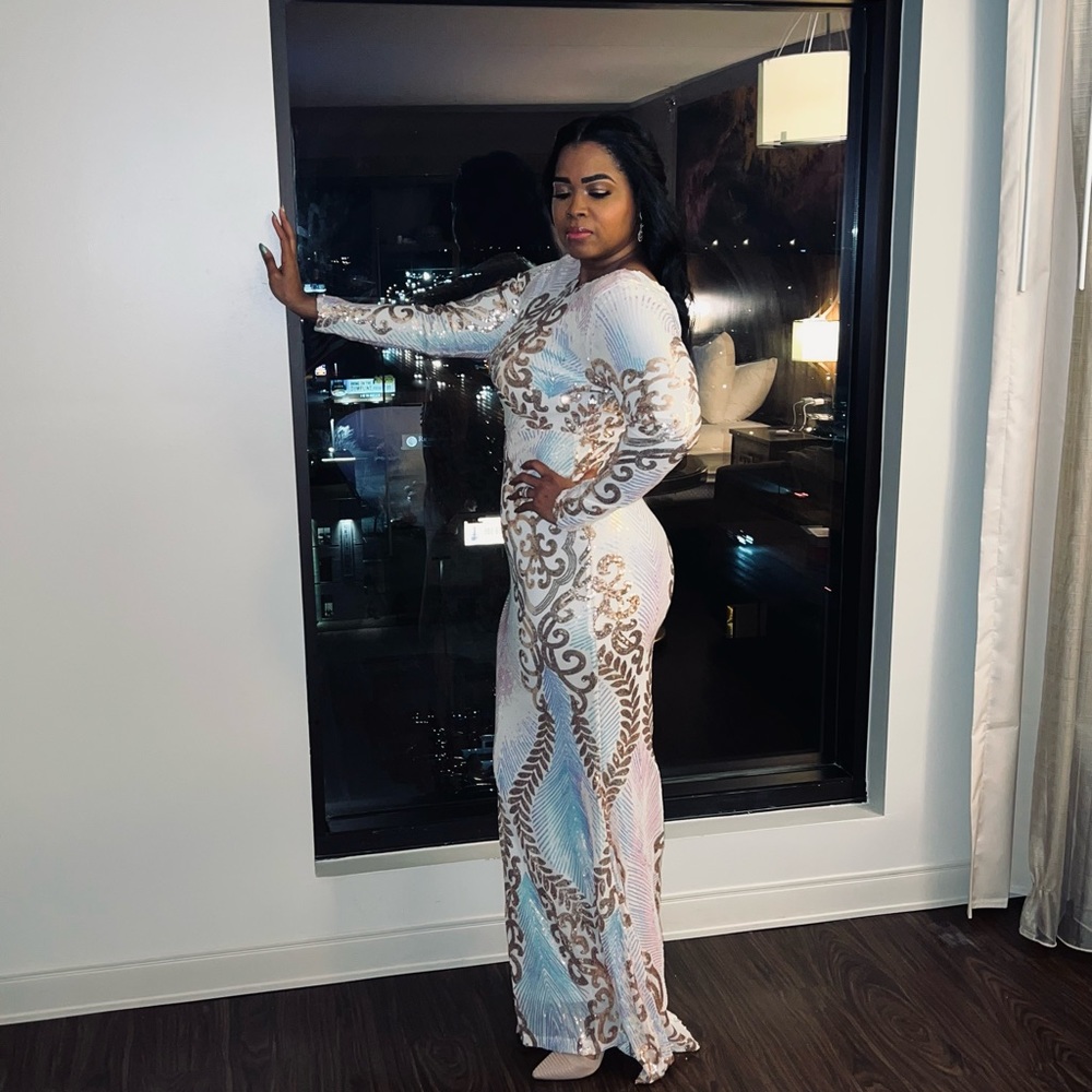 Long Sleeve Backless Sequin Gown Female Maxi Elegant Dress